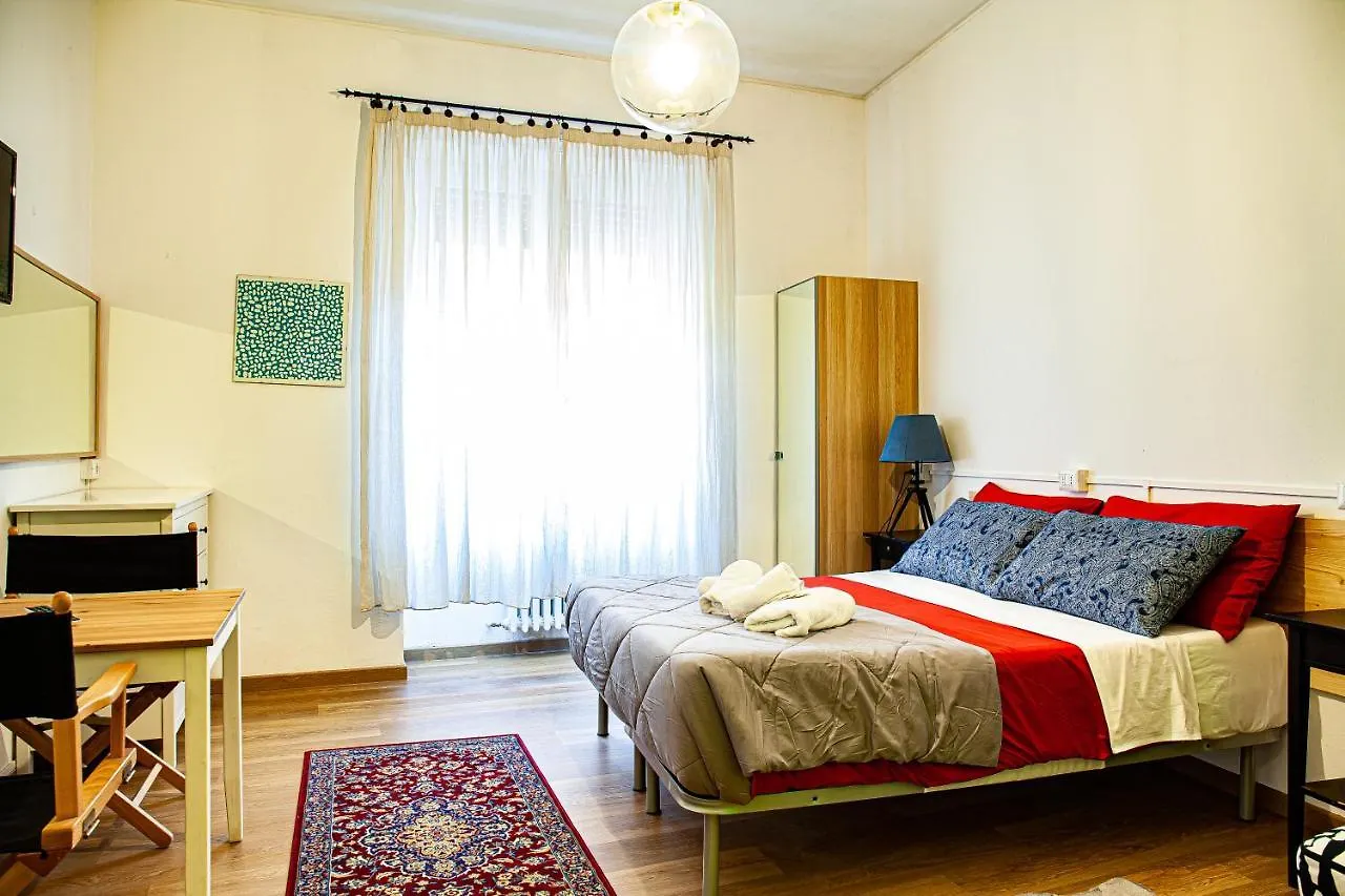 Apartamento A Due Passi Dal Duomo Milán 0*,  Italia
